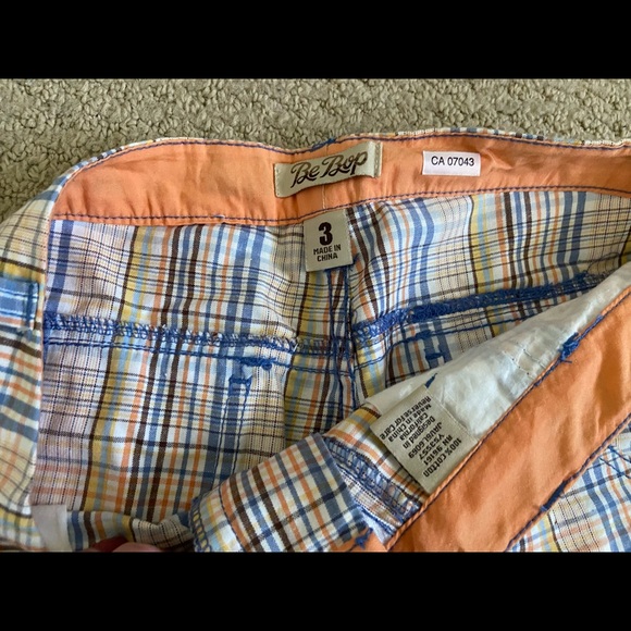 BeBop Colourful Bermuda Shorts in Size 3 - Picture 2 of 4